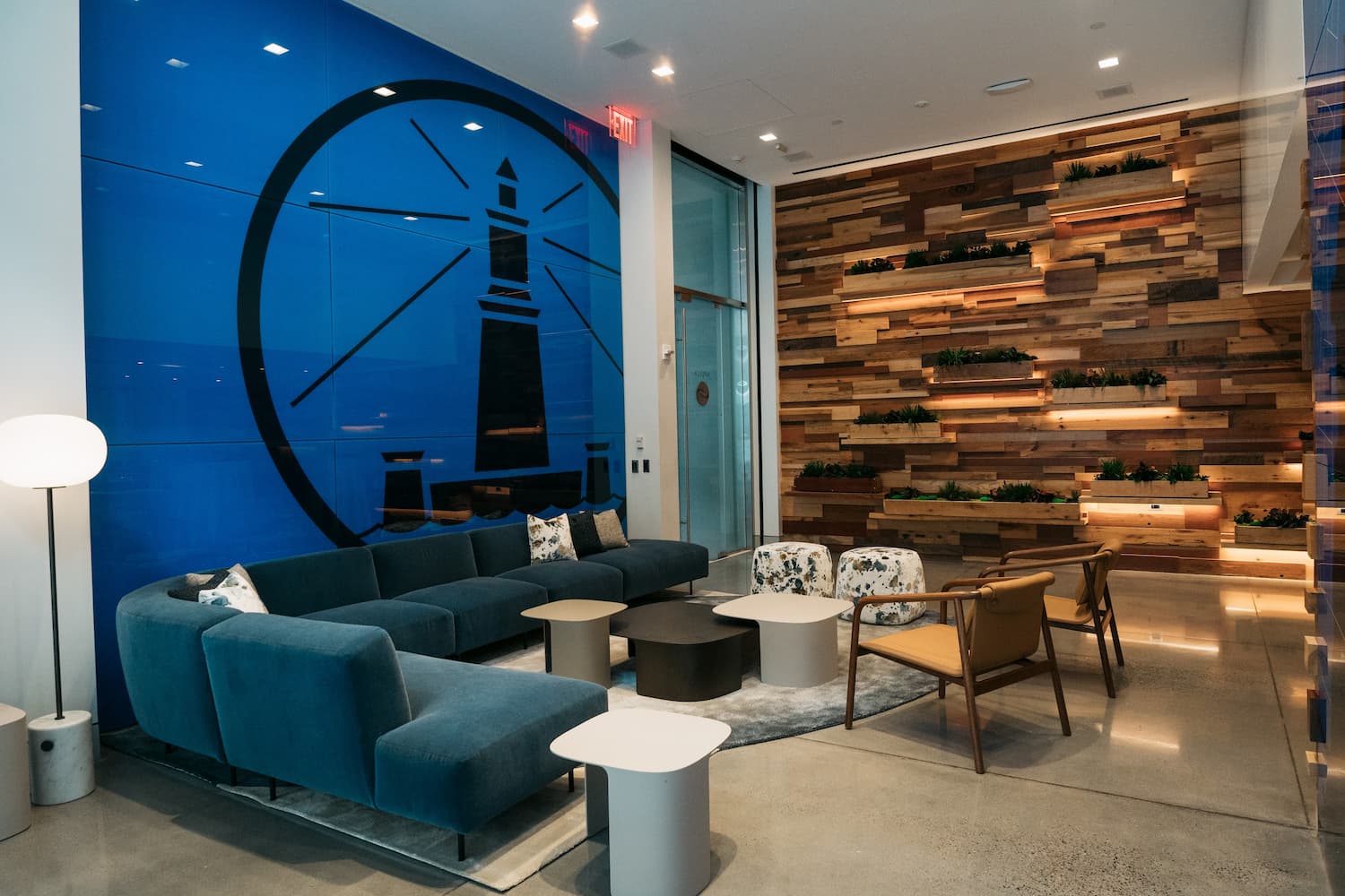 Apella West Lounge