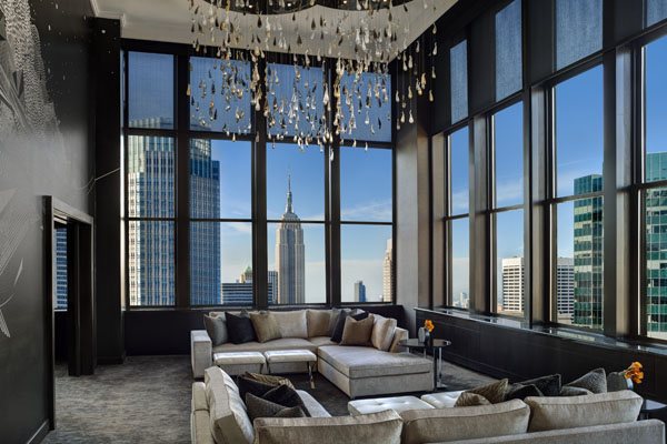Event spaces in new york Roofop-Venues-NYC-Champagne Suite-Livingroom