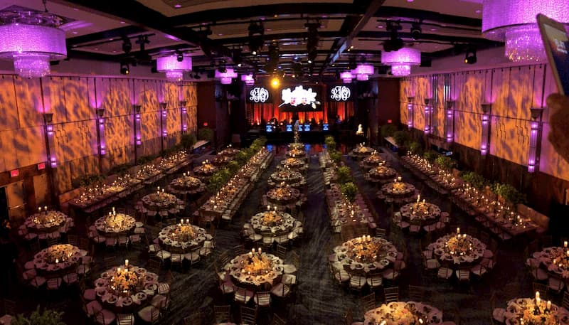 Ziegfeld ballroom set with round tables